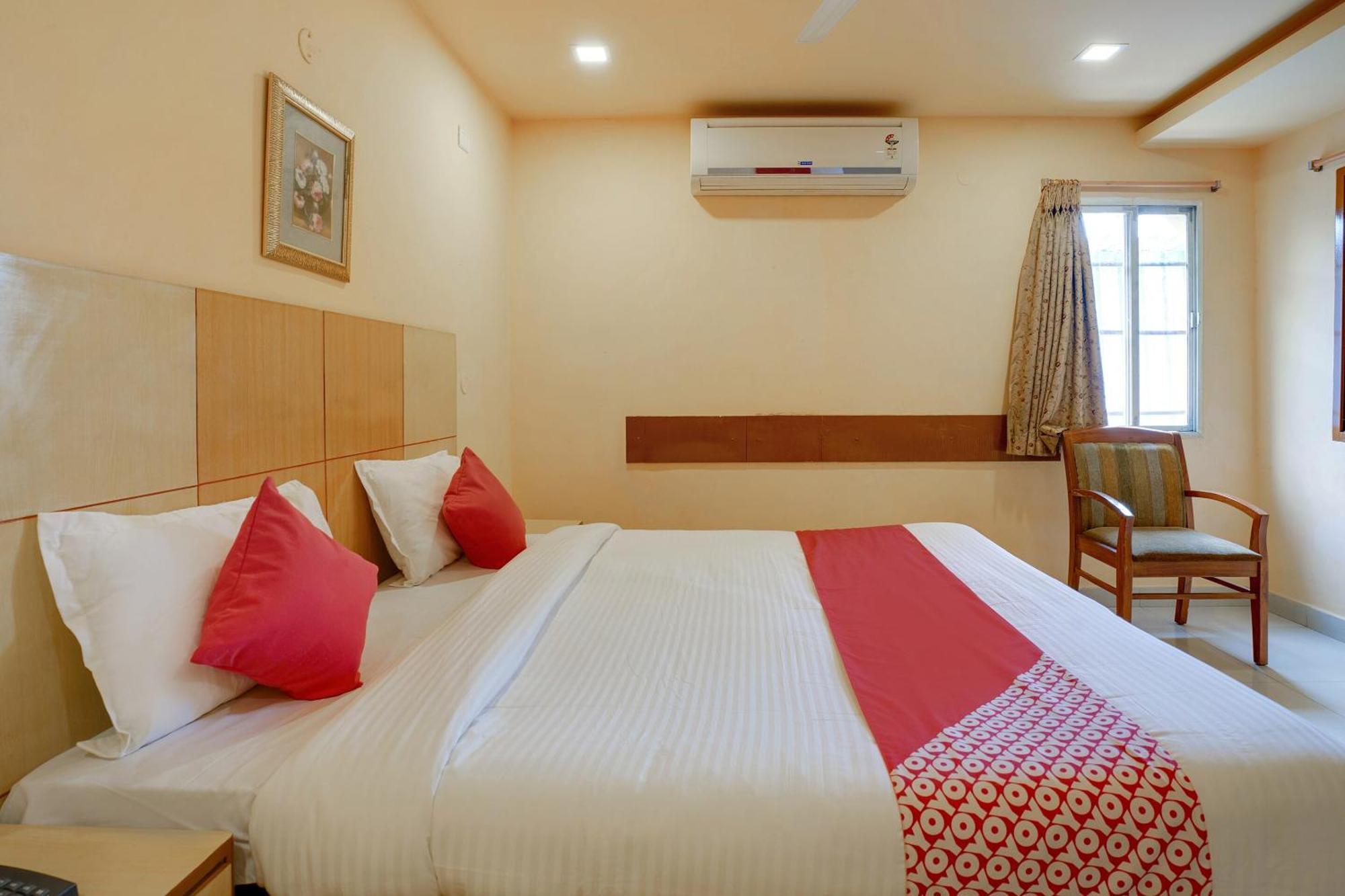Hotel O Shanta Residency Lodge Sururnagar Екстер'єр фото