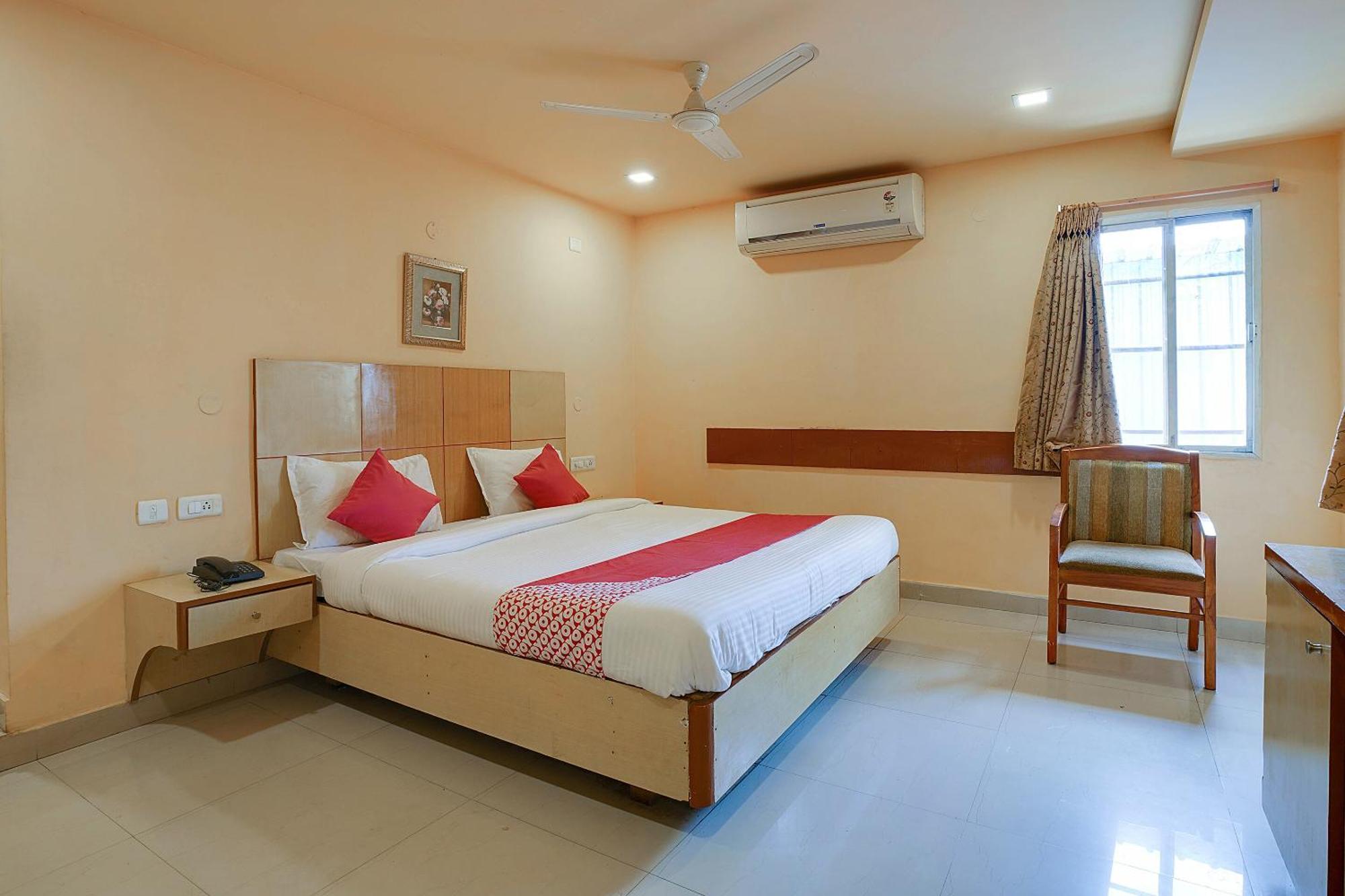 Hotel O Shanta Residency Lodge Sururnagar Екстер'єр фото