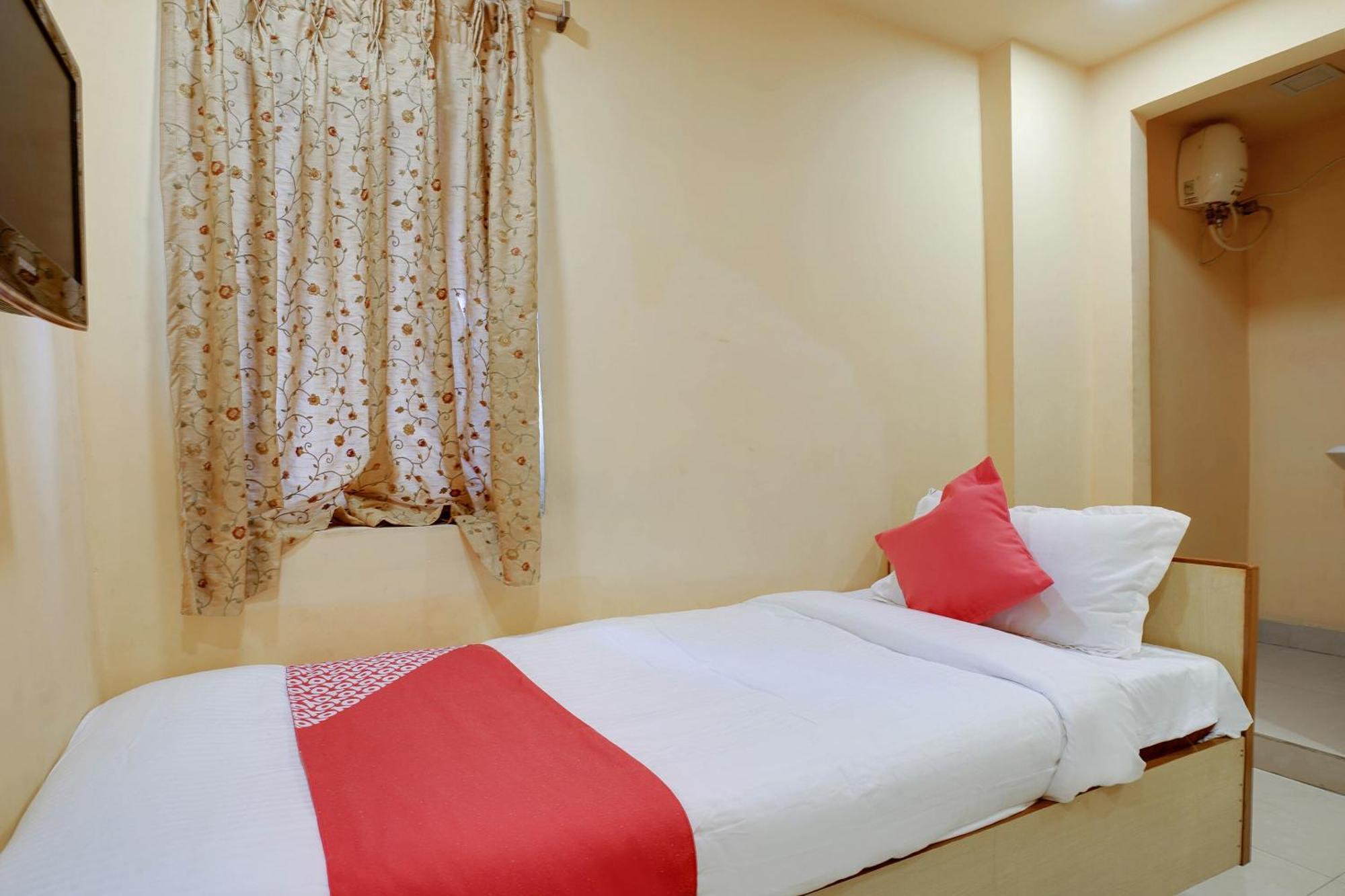 Hotel O Shanta Residency Lodge Sururnagar Екстер'єр фото